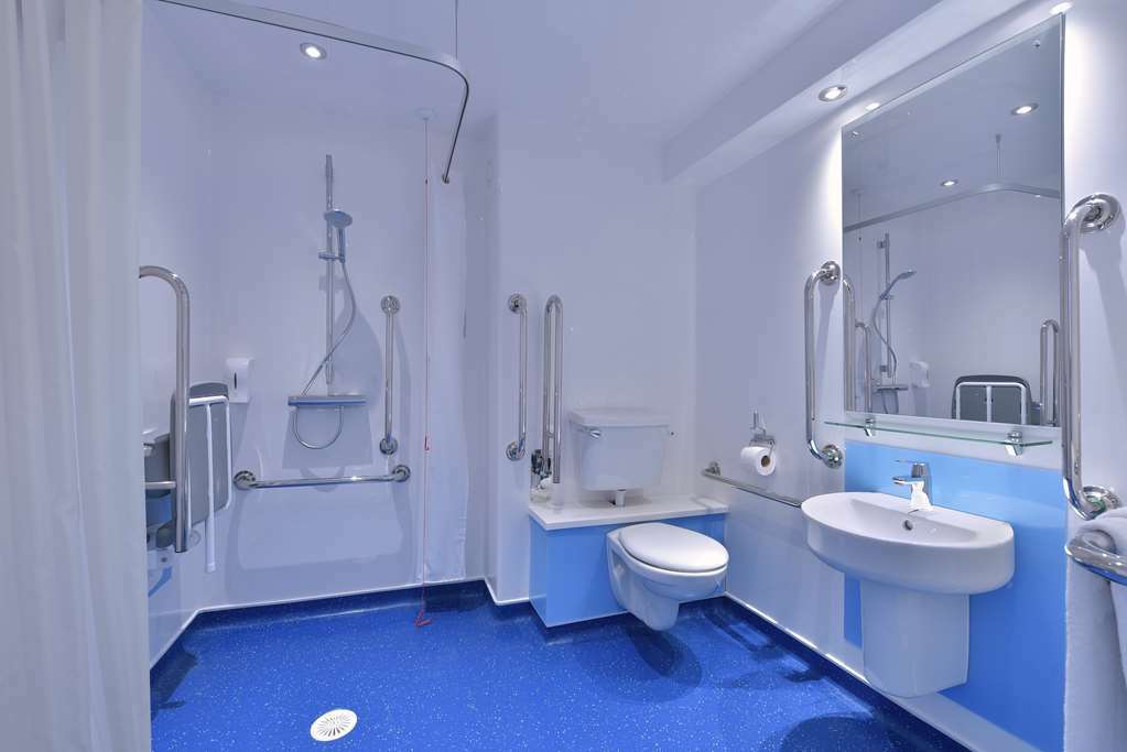 Travelodge Бракнел Стая снимка